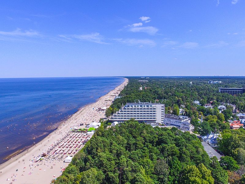 Autoceltņu-pakalpojumi-Autoceltņu-noma-Rīgā-Krānu-īre-ar-operatoru