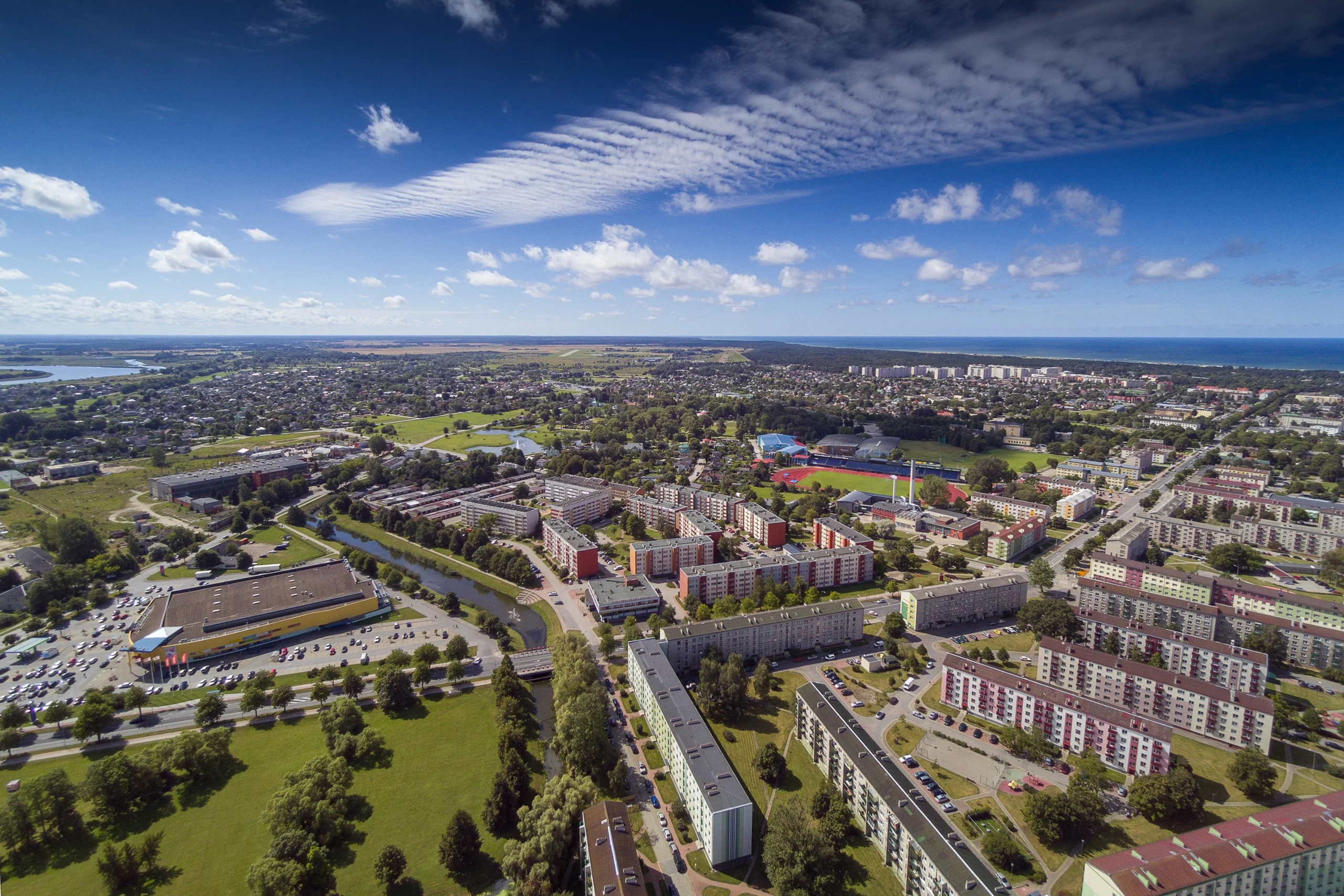 Autokrānu-noma-ar-operatoru-Autoceltņu-īre-īstermiņā-Autoceltņu-īre-ilgtermiņā